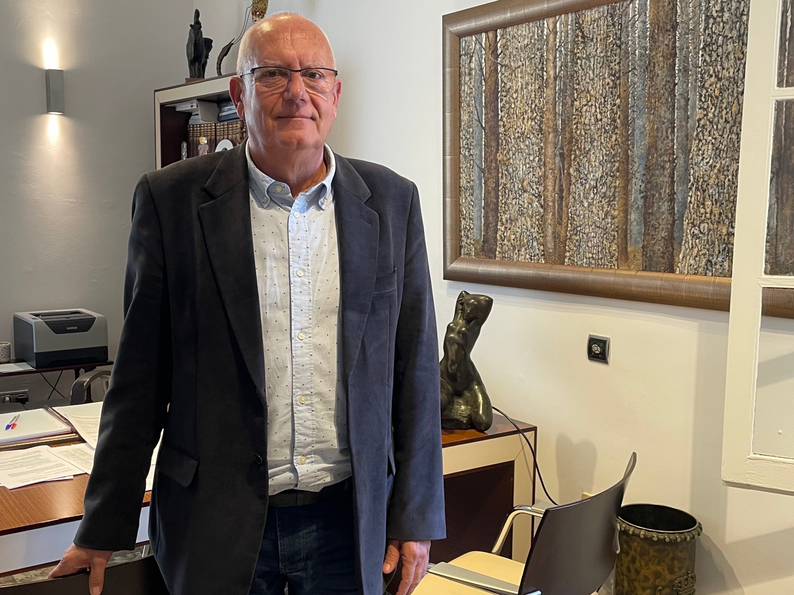 Vicent Grimalt reivindica el compromiso de Dénia con la sostenibilidad y critica la falta de apoyo autonómico en vivienda y servicios públicos