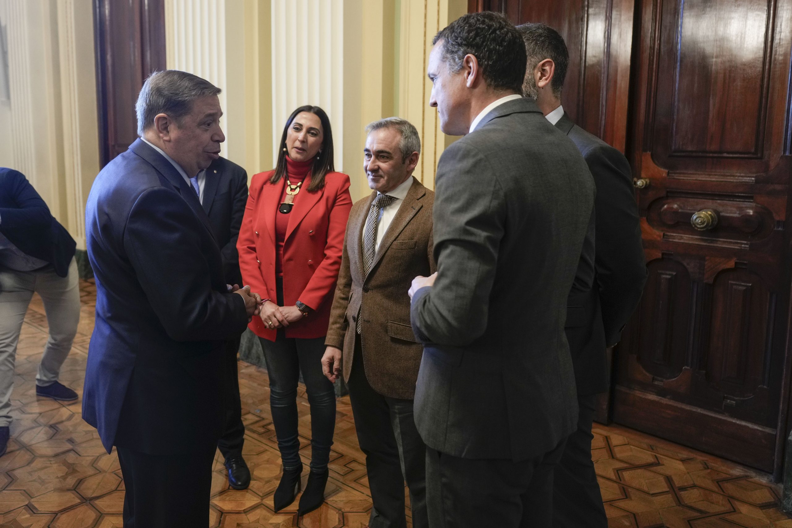 Las CCAA mediterráneas exhiben unidad con el Gobierno para defender la pesca de arrastre