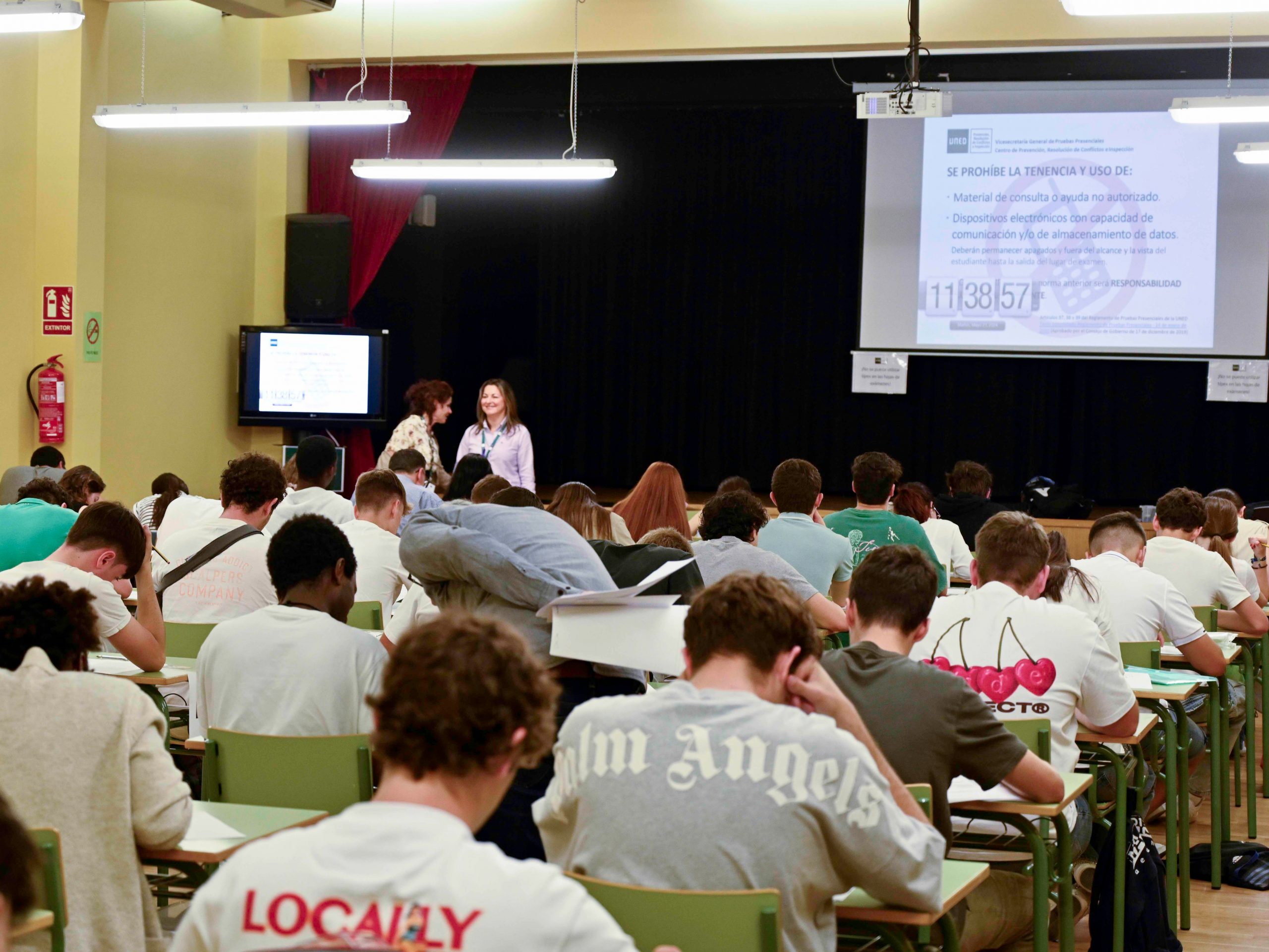 UNED Dénia inicia la temporada de exámenes con apoyo a su estudiantado