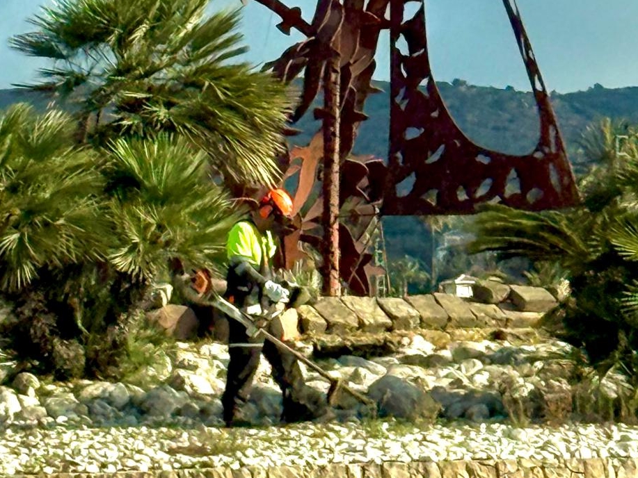 Xàbia refuerza la limpieza y recogida de residuos durante Semana Santa ante el aumento de visitantes