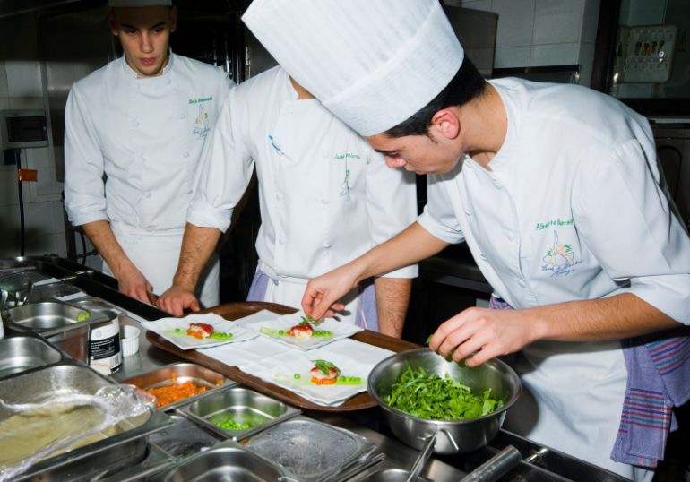 Abril marca un récord de empleo en la Marina Alta con el mejor dato desde que hay registros