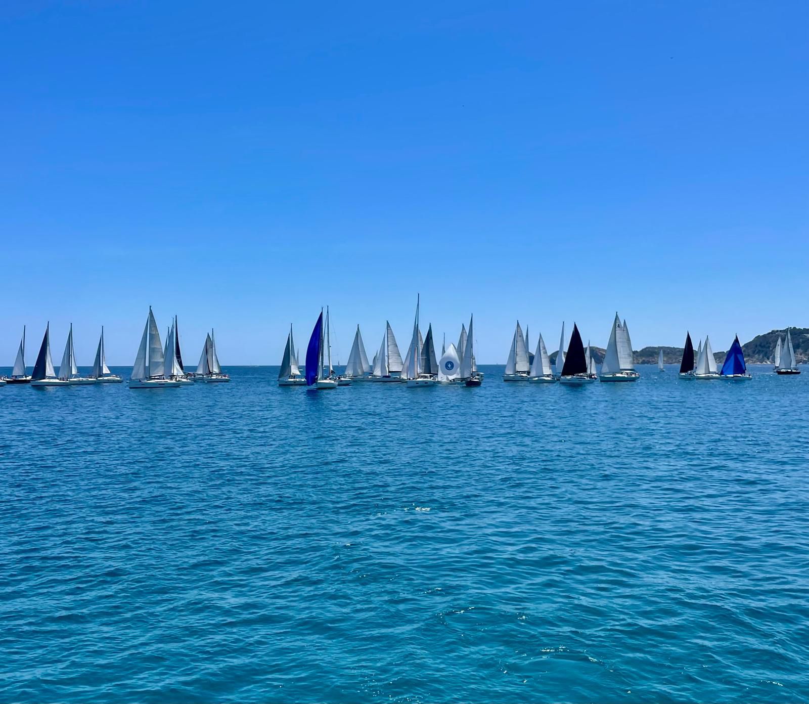 El KIM del Marina El Portet de Dénia se impone en el XVIII Trofeo Banco de España celebrado en Xàbia