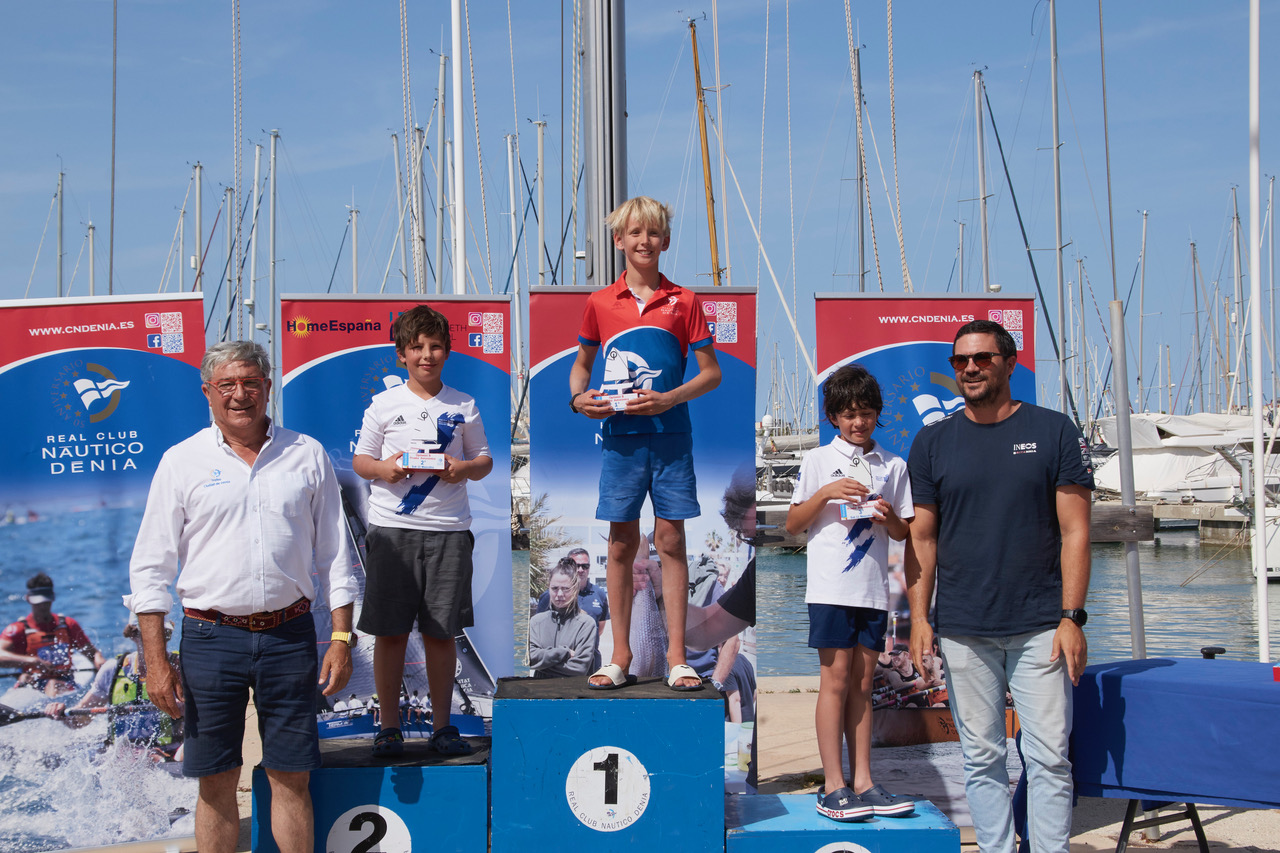 Sergio Iudin, del RCNDénia, se alza con el oro en la categoría sub-11 masculino de DENIAVELA