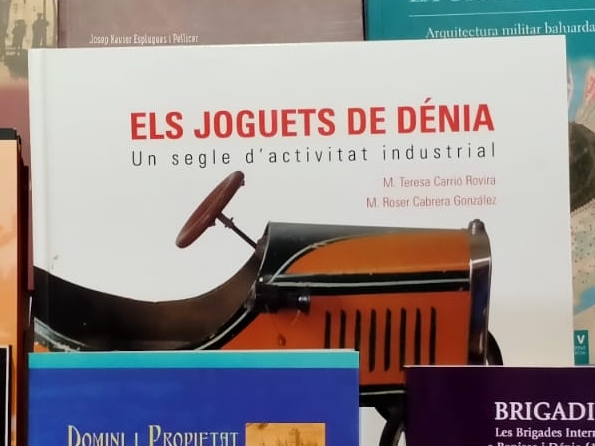 Joel Crespo gana el Premio de Investigación Roc Chabás con un estudio sobre la evolución económica de Dénia