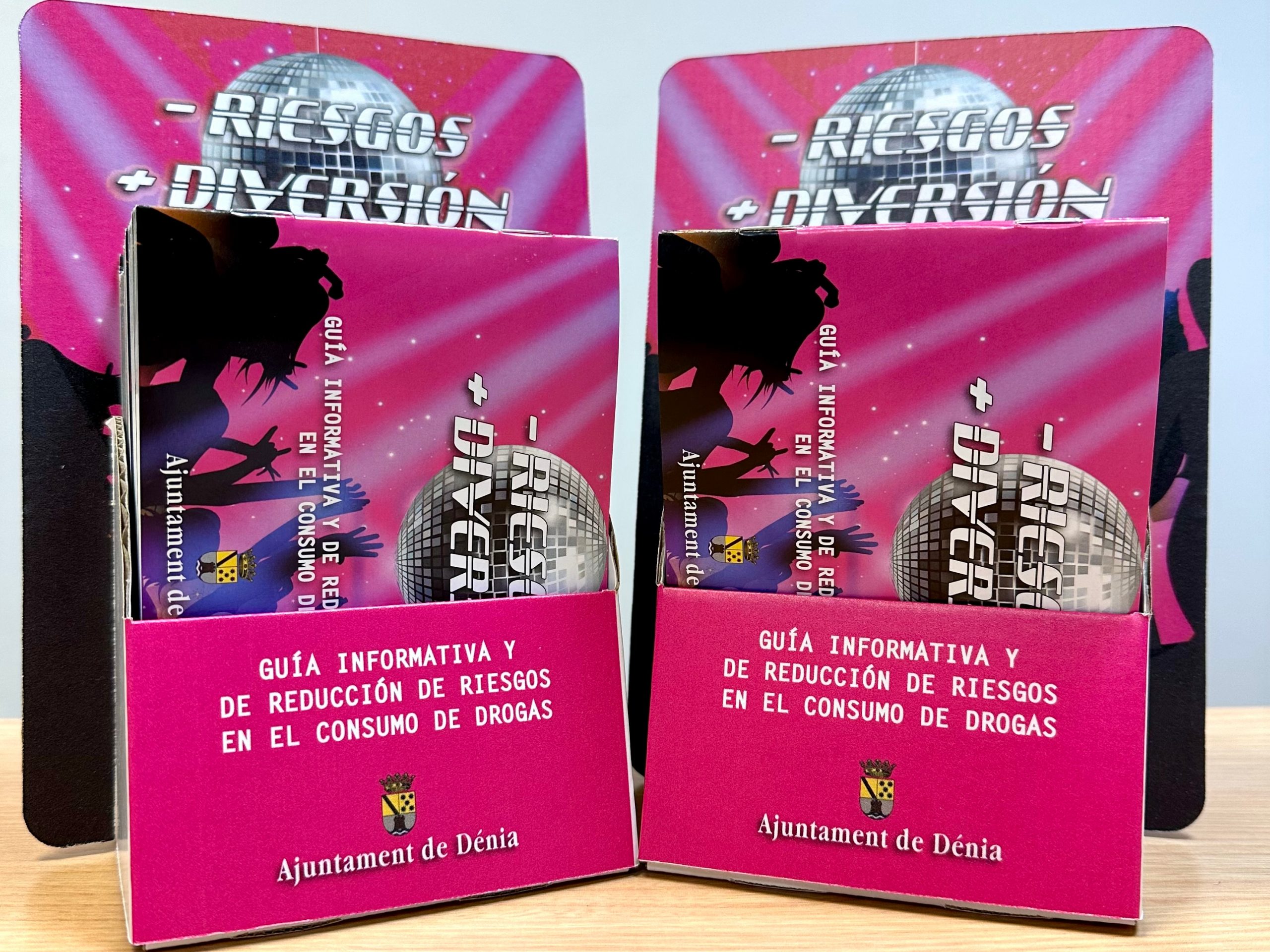 Dénia refuerza la prevención en el ocio nocturno con la campaña “– Riesgos + Diversión”