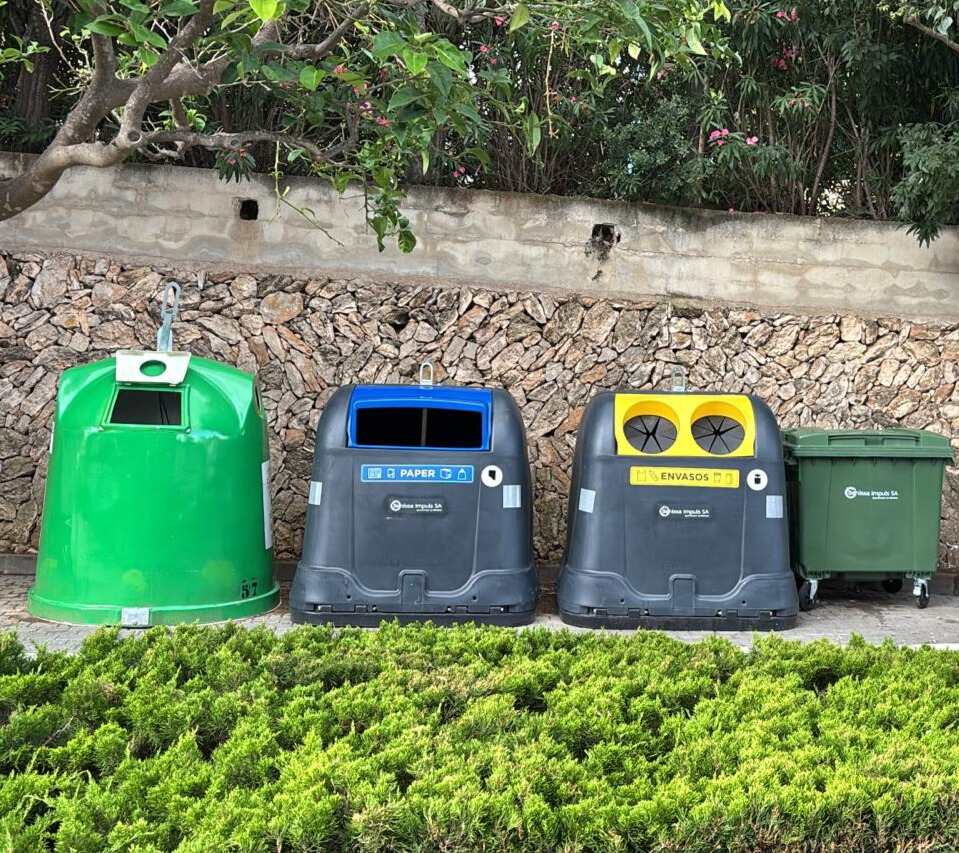 Benissa renueva 260 contenedores de reciclaje para mejorar la recogida selectiva en todo el municipio