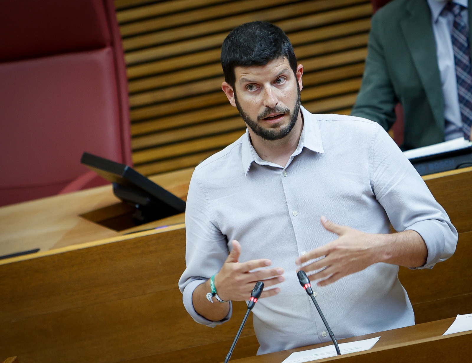 Compromís denuncia el “abandono estructural” del Hospital de Dénia tras las inundaciones