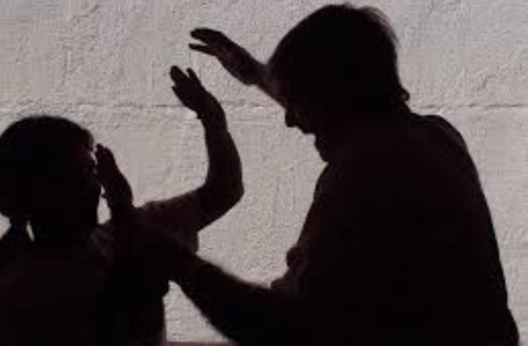 Cruz Roja Dénia reivindica en el 25N que “esto no es normal” y llama a la sociedad a implicarse contra la violencia machista