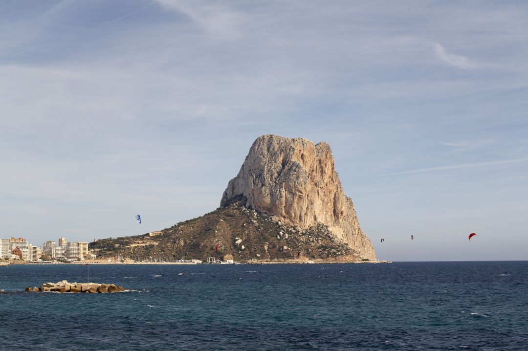 La Marina Alta acusa al Consell de bloquear la gestión del Penyal d’Ifac y el Marjal Pego-Oliva