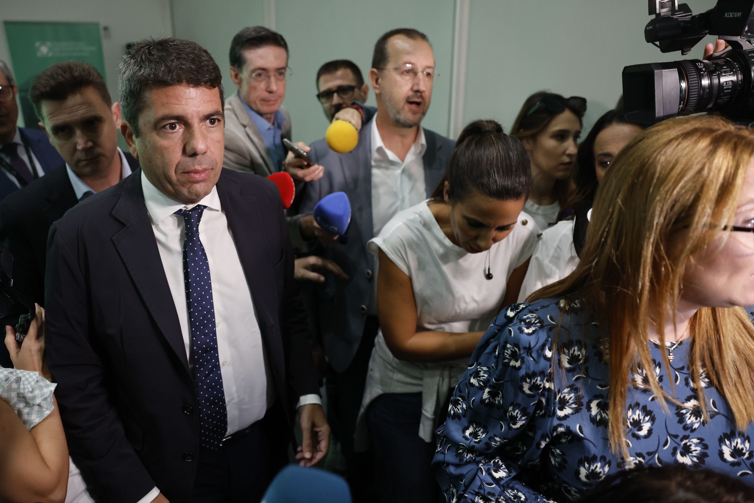 Mazón comparecerá este lunes tras «un proceso de reflexión personal» después de su conversación de este domingo con Feijóo