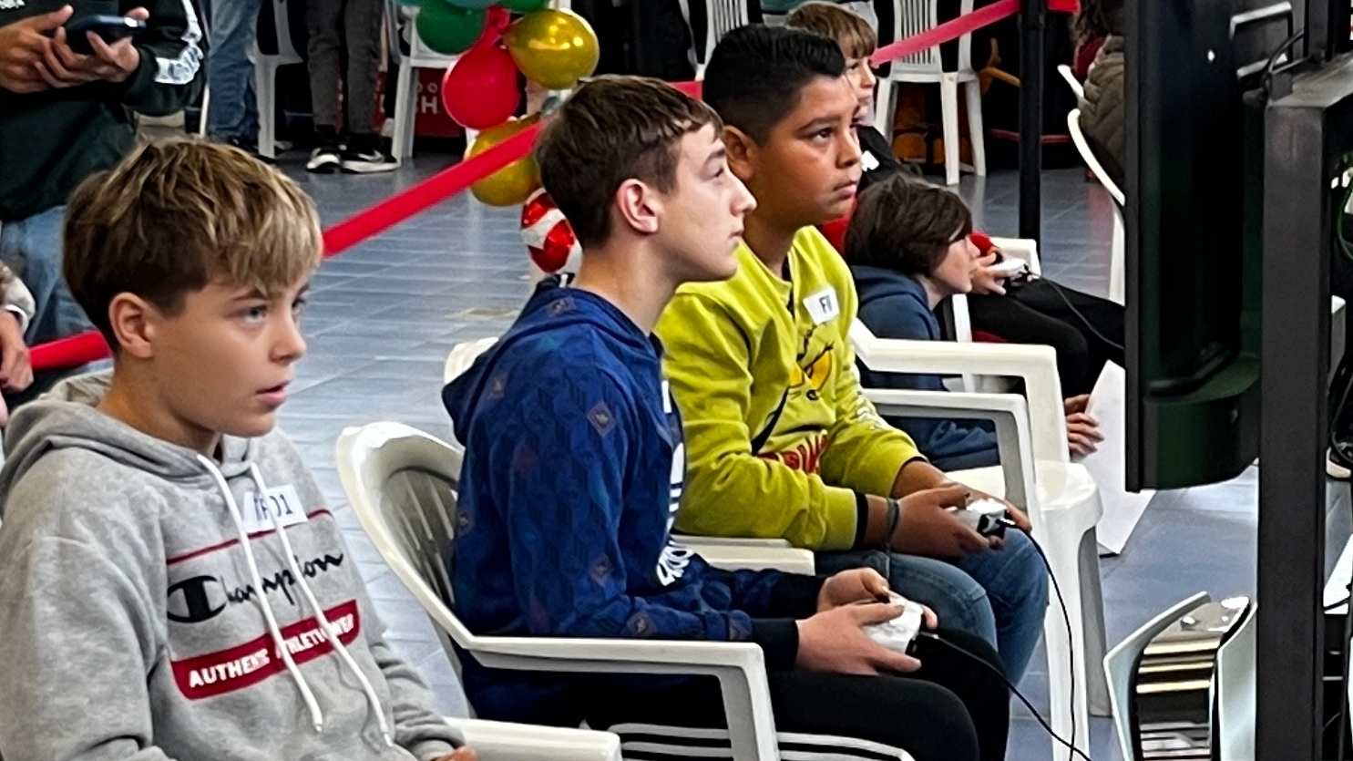 La Retro Game Experience se consolida como uno de los grandes referentes navideños en Pego