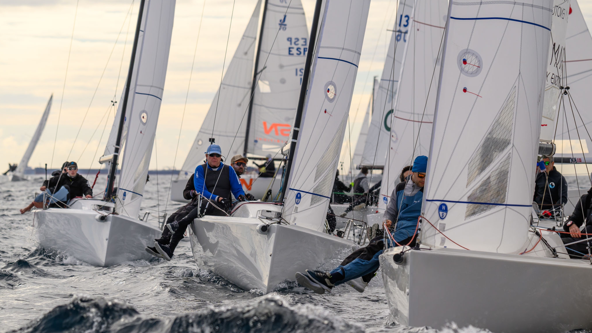 Gran cierre de temporada para el J70 Let it be del Real Club Náutico Dénia en las Barcelona Winter Series