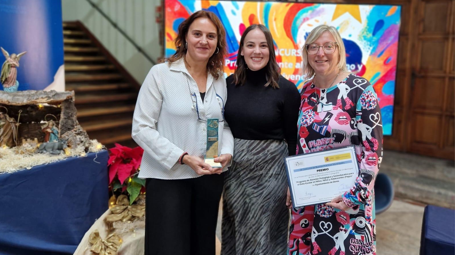 Dénia recibe un premio nacional por su programa pedagógico y socioeducativo para el éxito escolar