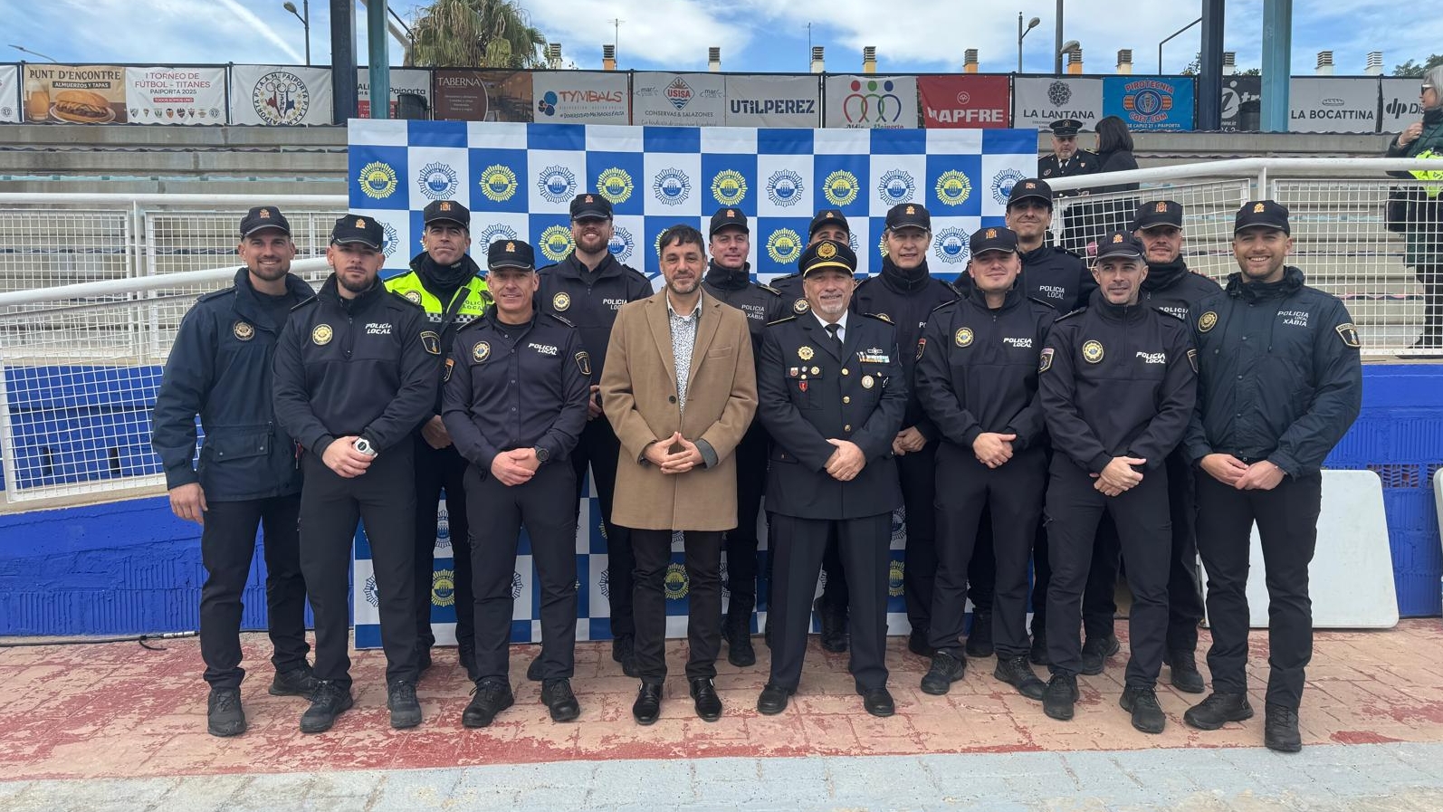 La Policía Local de Ondara ha sido homenajeada en Paiporta por su labor de rescate y ayuda durante la DANA de 2024