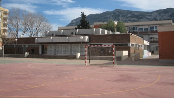 ANPE alerta de “aulas saturadas, infraestructuras antiguas y docentes al límite” en la Marina Alta