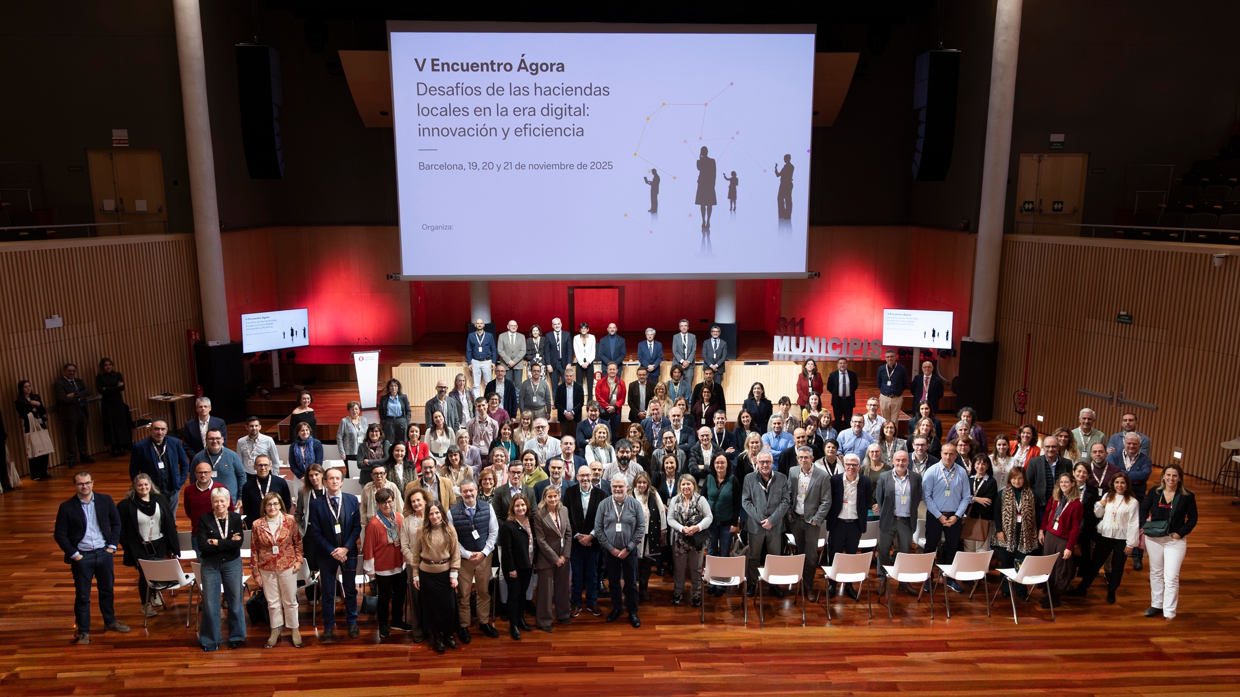 La tasa de basuras centra el debate estatal en la «V Trobada Àgora» por la disparidad de criterios entre municipios