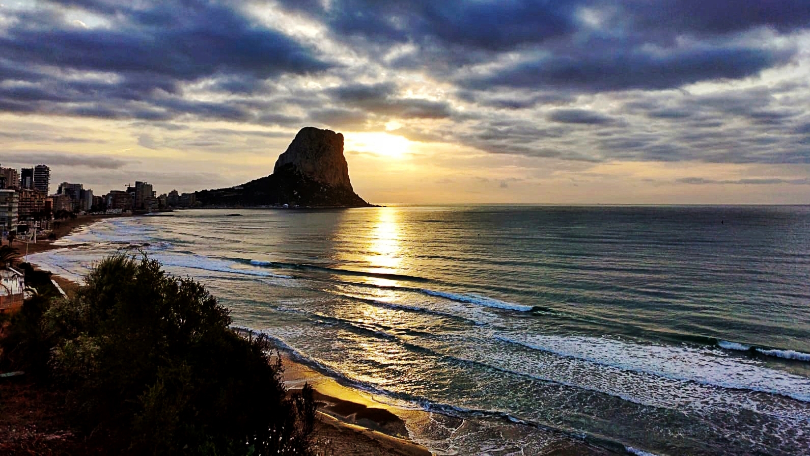 Calp refuerza su proyección internacional con diferentes ferias turísticas en el primer trimestre del año