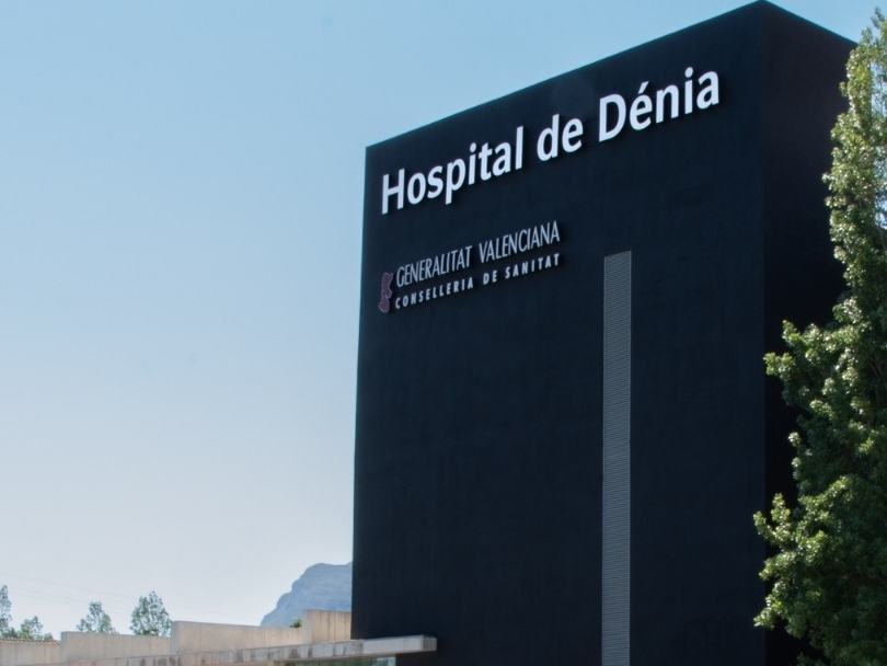 El PP acusa a Compromís de “crear alarma sanitaria” y exhibe inversiones en el Hospital de Dénia