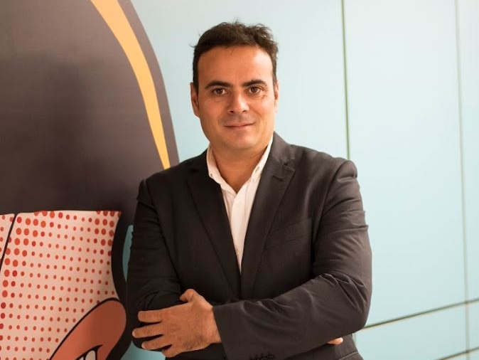 Mr. Momo reivindica una literatura infantil que forme en valores y despierte el espíritu crítico