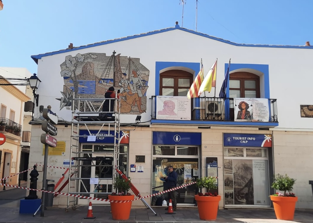 El mosaico de Gastón Castelló en Calp será restaurado tras casi 60 años sin intervención