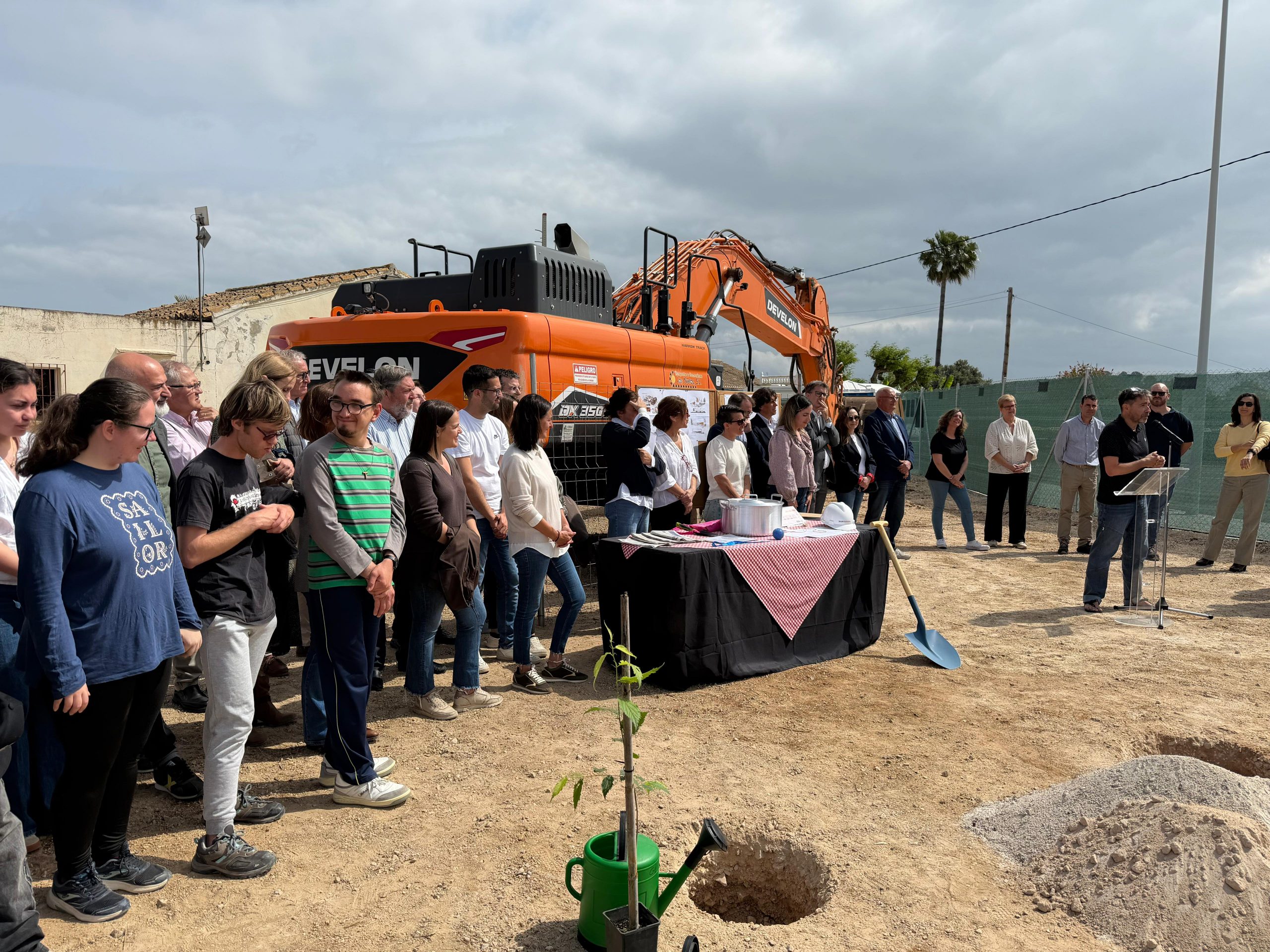 Dénia coloca la «primera piedra» del nuevo Raquel Payà: una deuda histórica con la educación especial empieza a saldarse