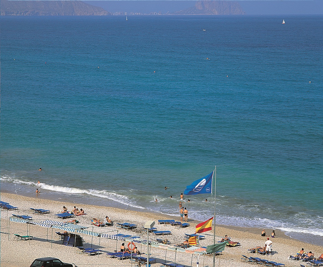 La Comunitat Valenciana revalida el liderazgo nacional en Banderas Azules en playas, puertos y embarcaciones turísticas con 174 distinciones, diez más que en 2025
