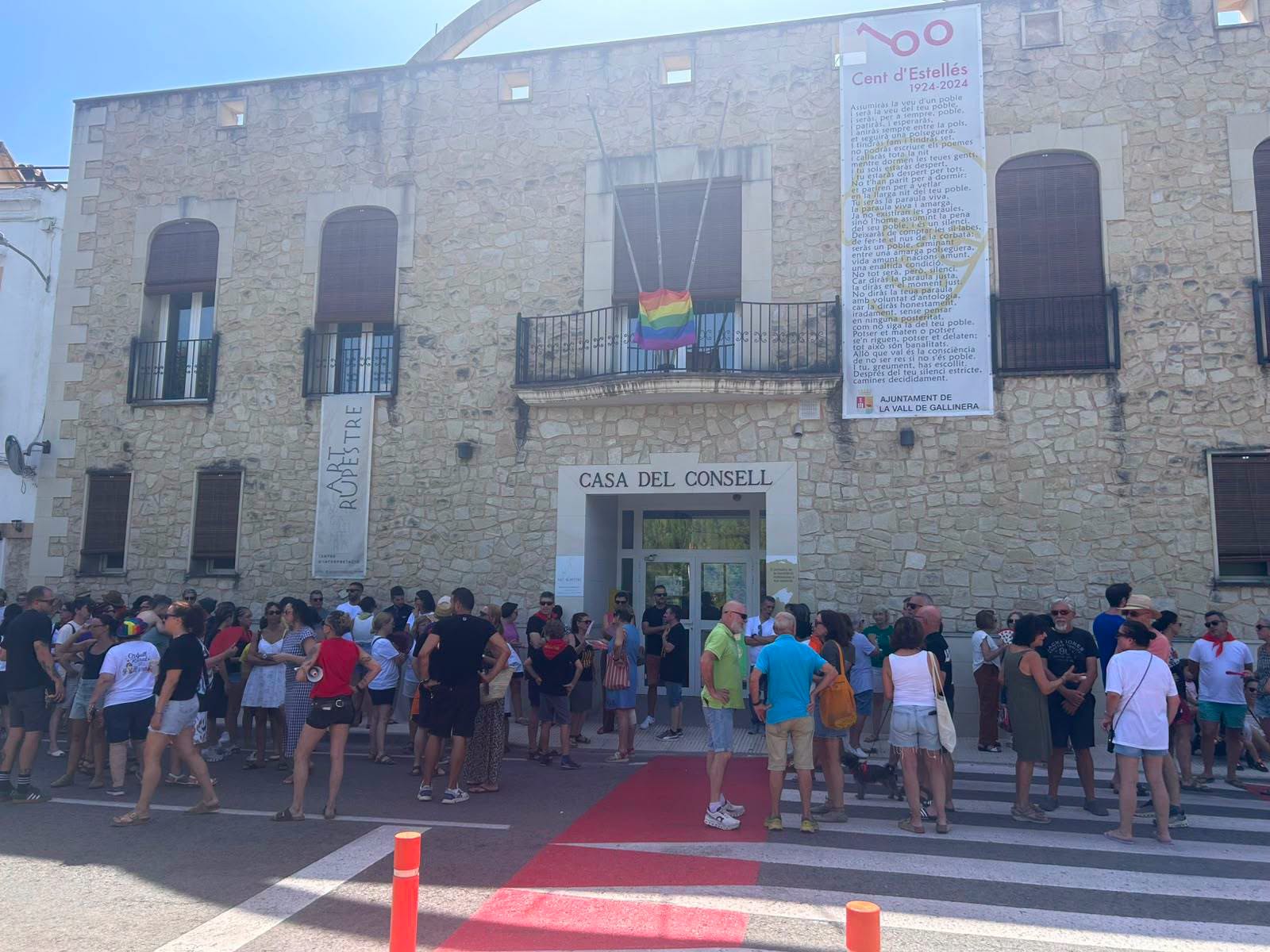 Investigan una presunta agresión homófoba a cuatro menores durante las fiestas de Benialí, en La Vall de Gallinera