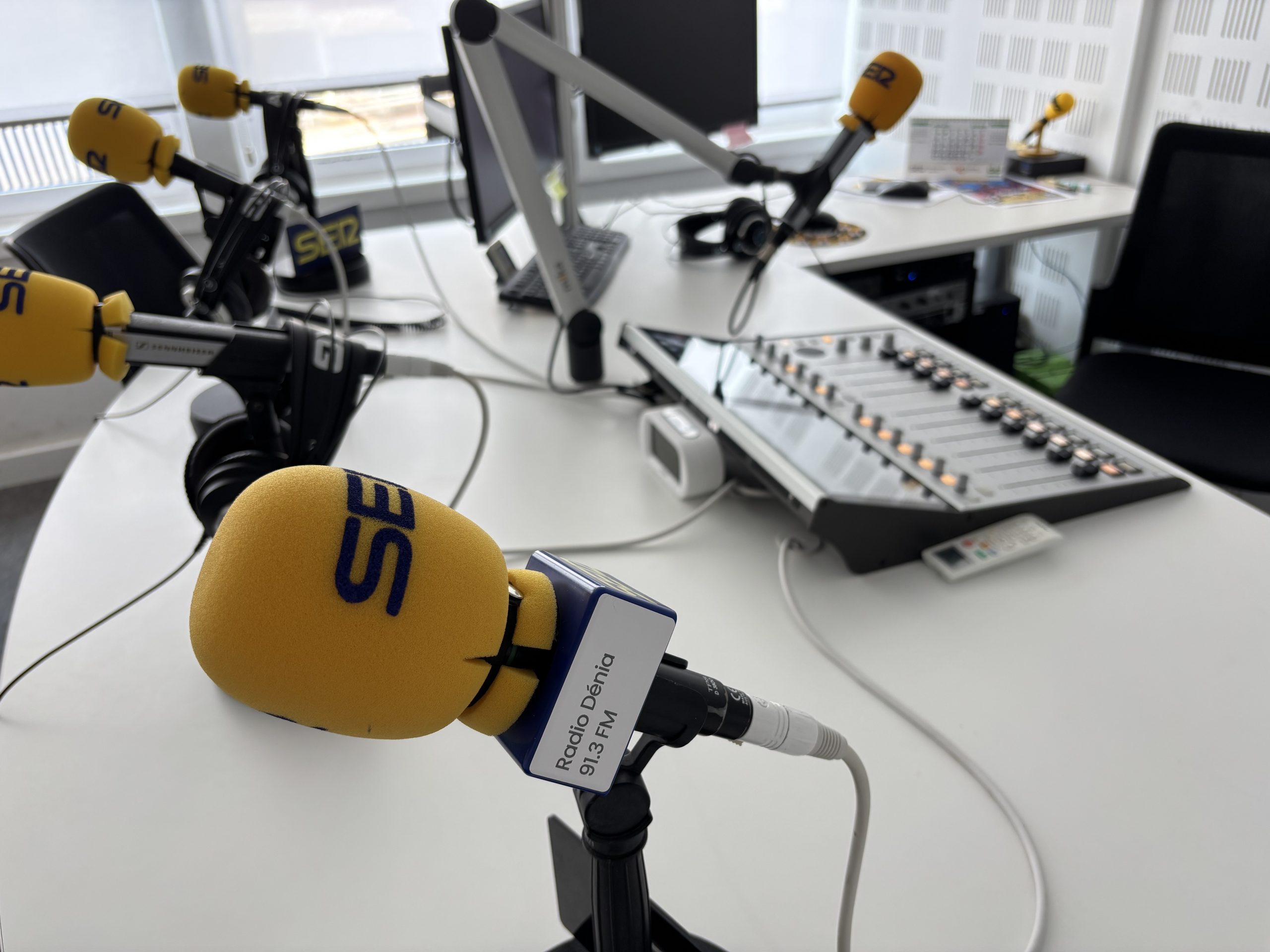 La ONCE premia a Radio Dénia Cadena SER y al Ayuntamiento de Dénia por su compromiso con la inclusión
