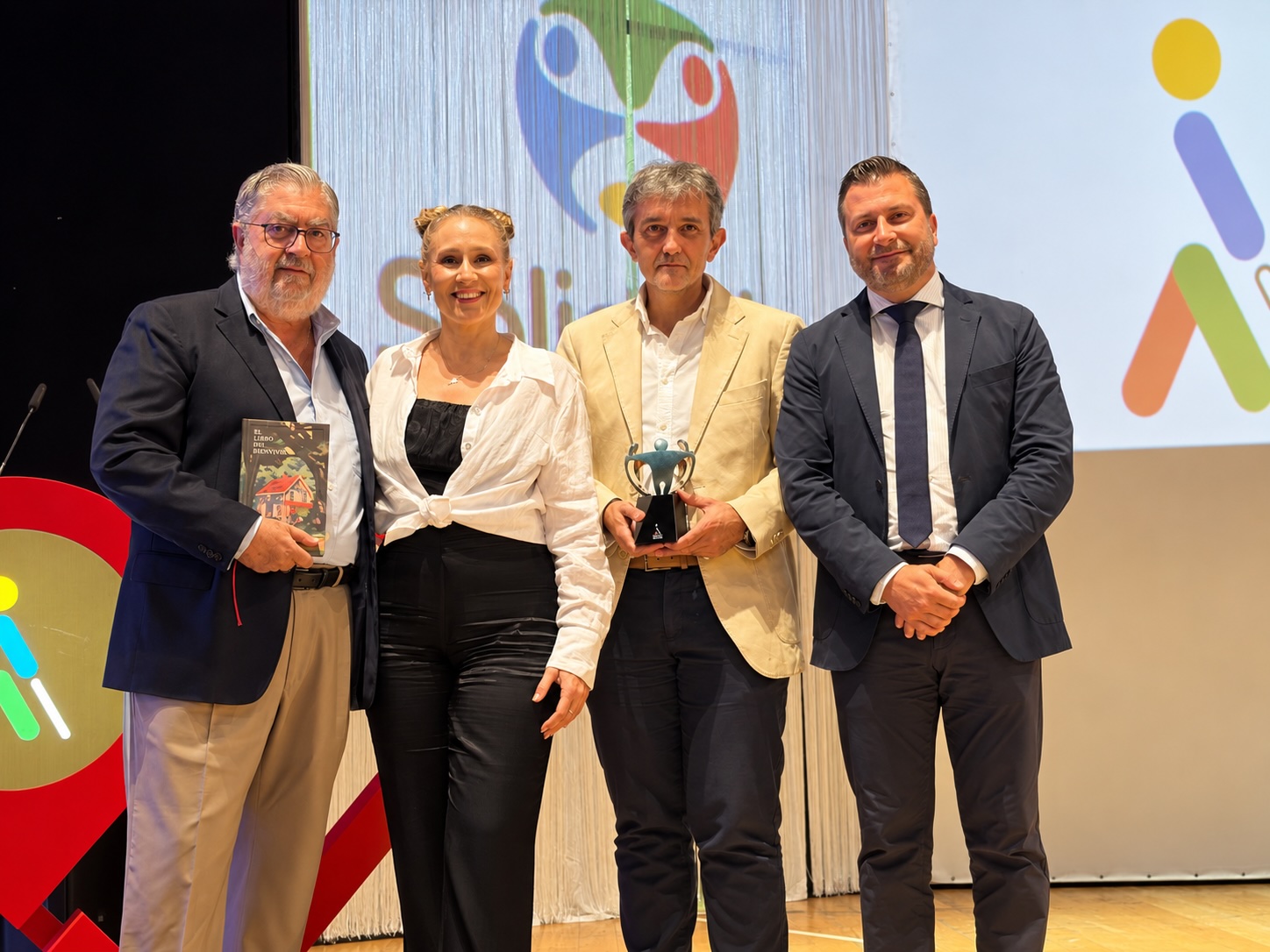 Radio Dénia y Radio Benidorm reciben el Premio Solidarios ONCE por su compromiso con la inclusión