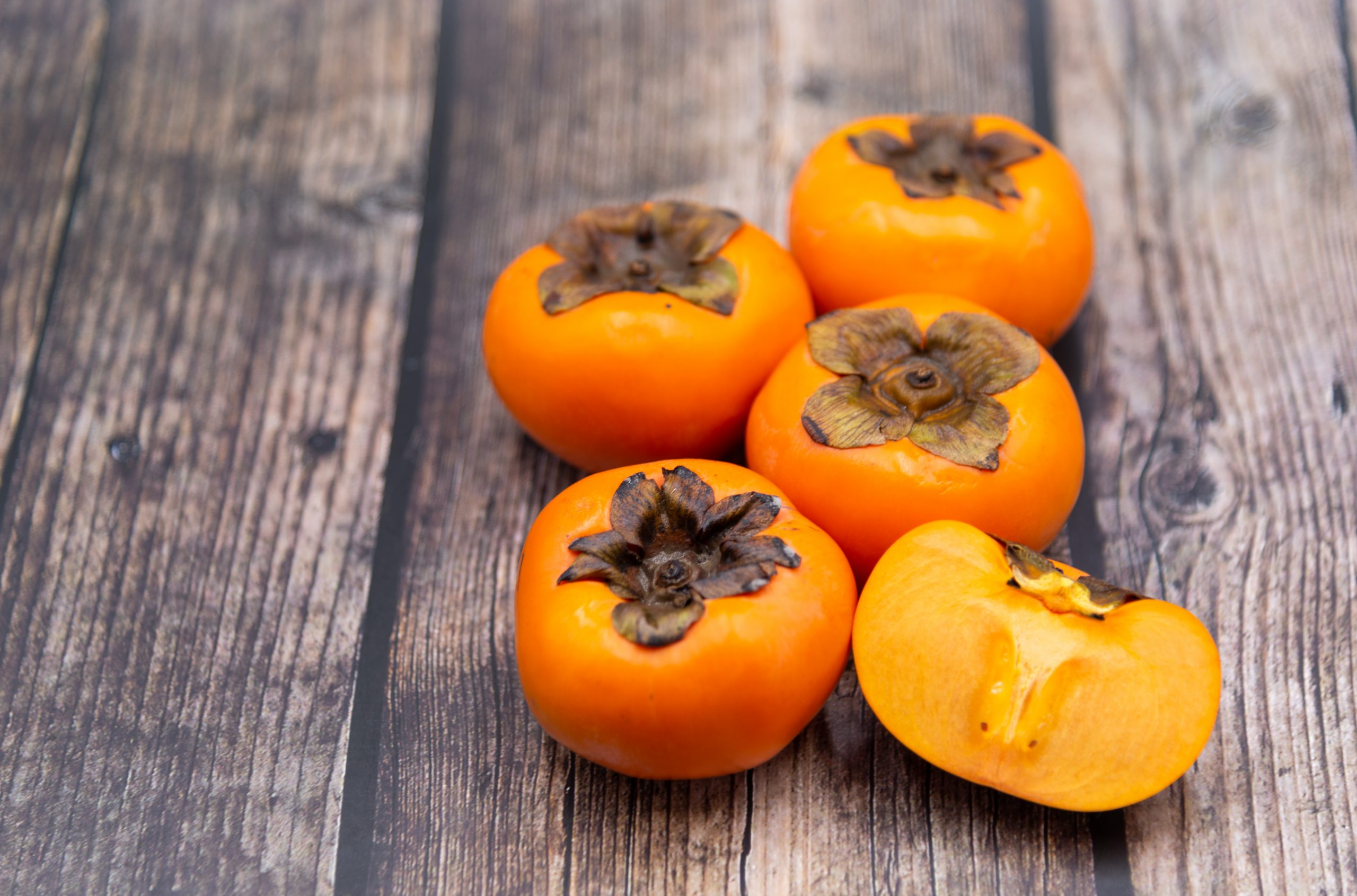 De la fruta fresca a la conserva: la Marina Alta busca nuevas vidas para sus higos, caquis, uvas y granadas